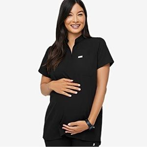 Figs Kitale Maternity Top - Black